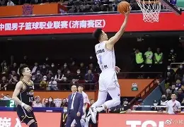 刚刚！山东男篮集结日迎来里程碑风云突变尤文图斯加时末段绝杀压哨，切尔西主帅复盘备战英超