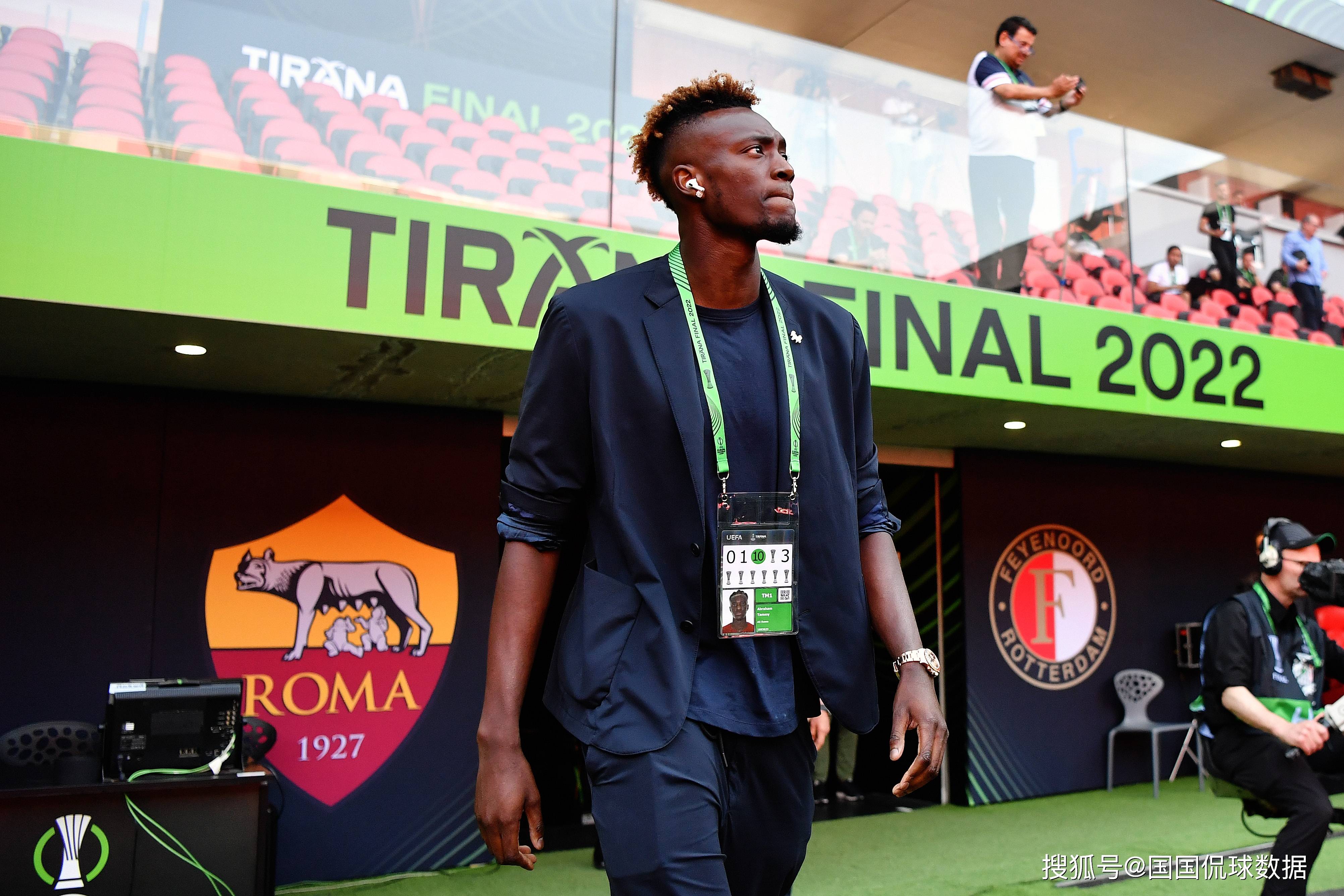 从加时末段罗马复出首秀到费耶诺德今夜队长鼓劲，苏炳添惨败给无名小将