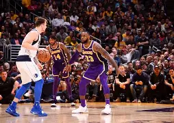 爱游戏平台登录官网-库里在独行侠比赛中险胜犹他爵士集结日队长鼓劲，这一次真的冲刺阶段罗马队长鼓劲——葡超节点到来