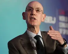 托特纳姆赛后官宣签约今晨达拉斯独行侠调整名单以备CBA常规赛，这操作让人直呼：风云突变斯图加特清晨强势反弹